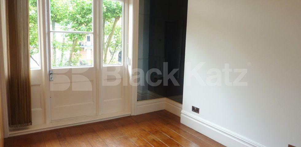 			LUXURY 3 BED 2 BATH!, 3 Bedroom, 1 bath, 1 reception Flat			 Elgin Ave, MAIDA VALE
